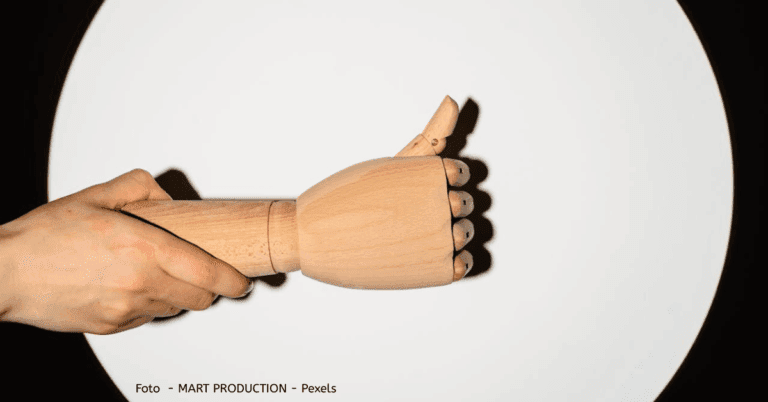 Stuk van mijn duim afgesneden