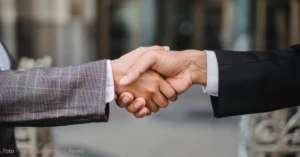 Slap handje : waarom een zachte handdruk niet altijd negatief is